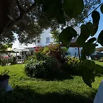 Evi 2* Alikí