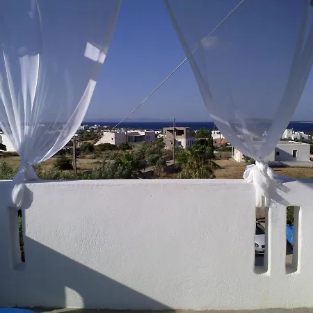 بيت ضيافة Evi 2*