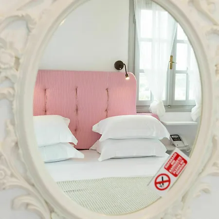 Evi Guest house